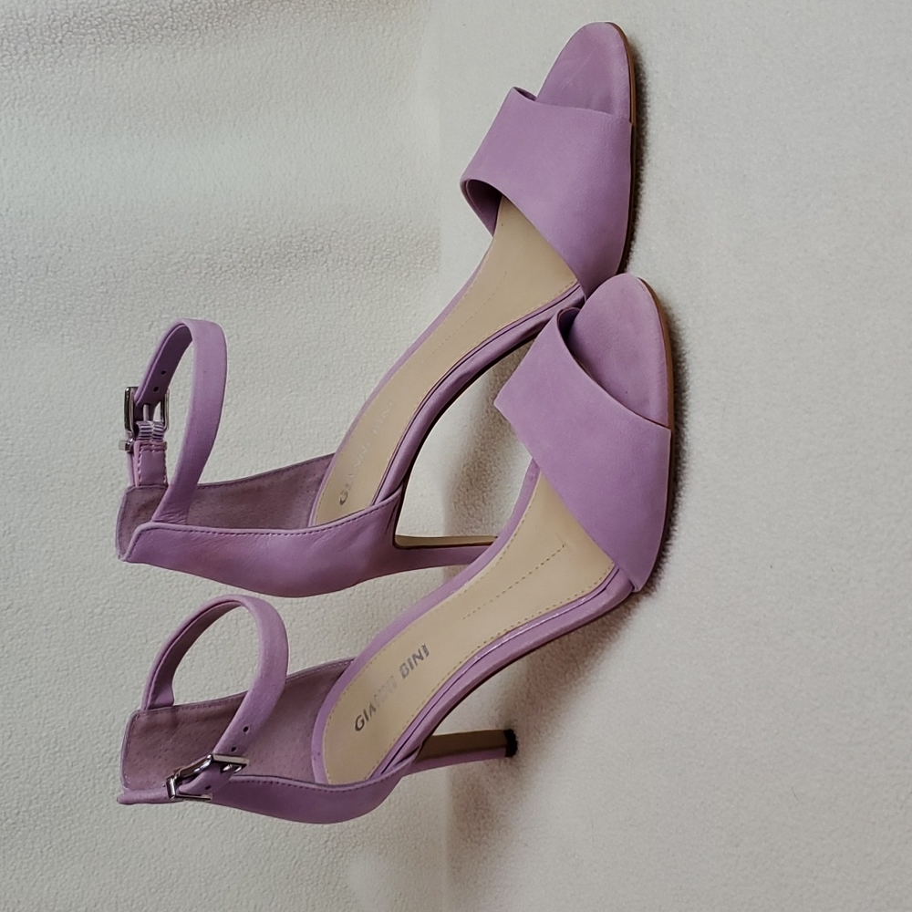 Gianni Bini High Heel Lavender Shoes SZ 7 1/2
